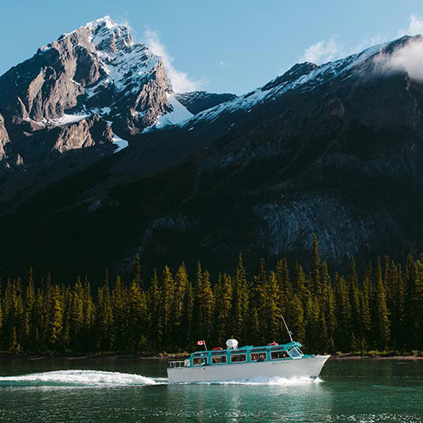 Maligne-Lake-Cruise